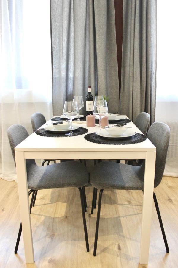 Vier Sind Hier Apartments Rottweil Luaran gambar
