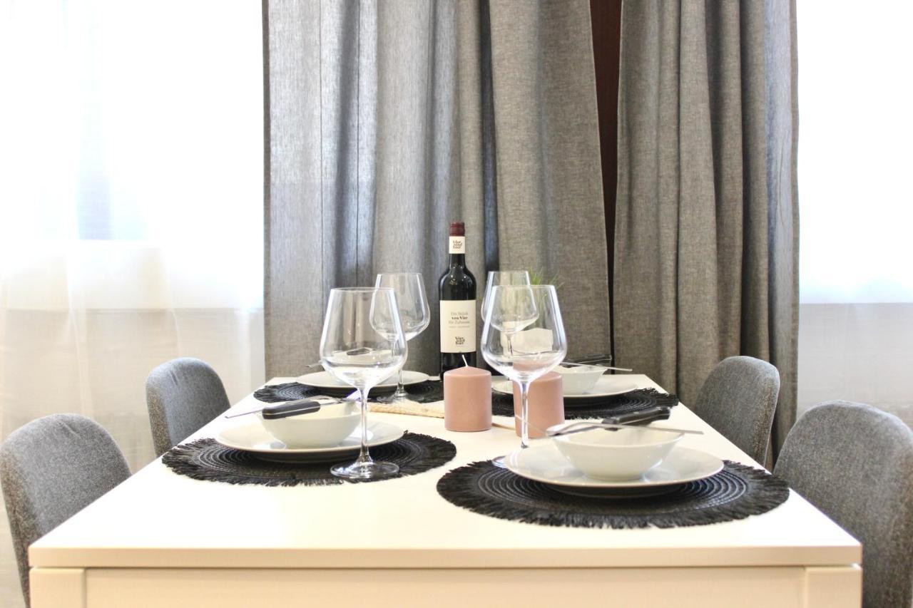 Vier Sind Hier Apartments Rottweil Luaran gambar